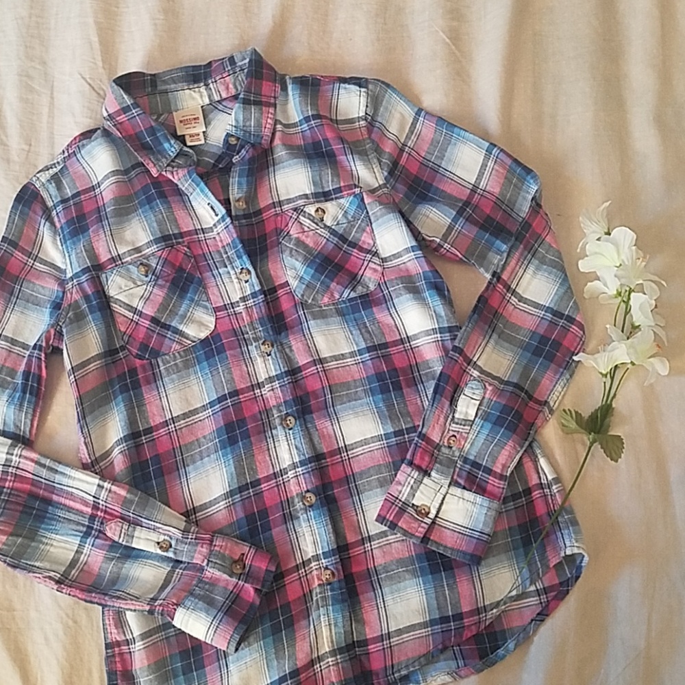 💗 Pink & Blue Plaid Shirt